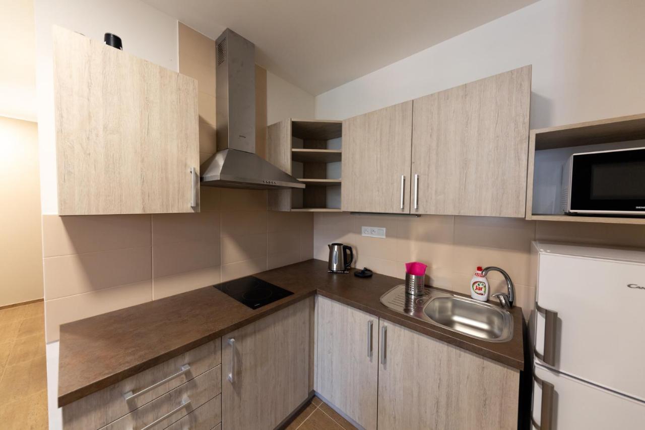 Rezidence Belehradska Apartment Most Exterior photo
