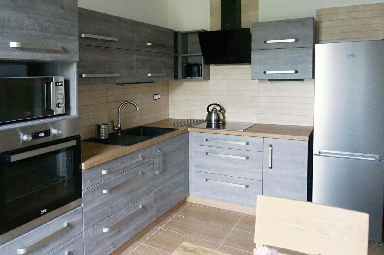 Rezidence Belehradska Apartment Most Exterior photo